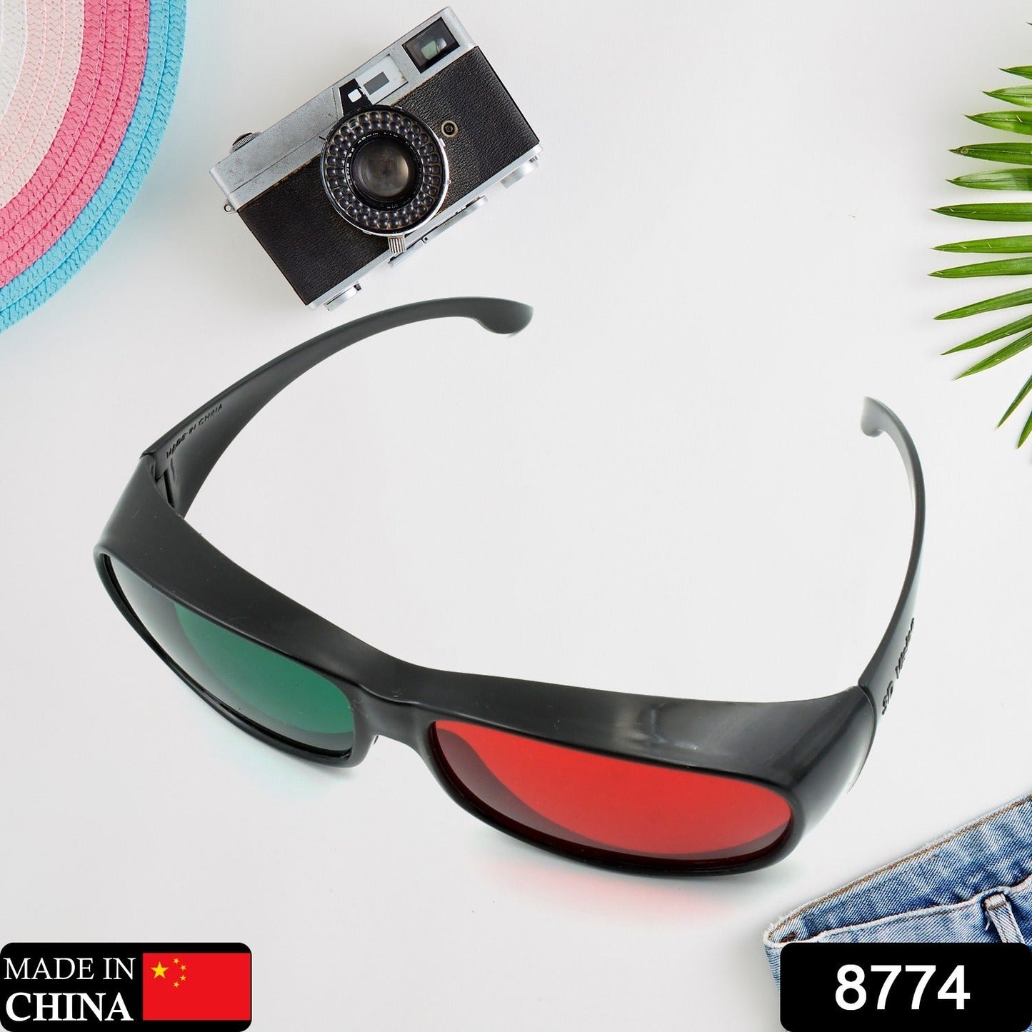 UV Protected Sunglasses, classic Sunglasses for Men & Women, Lightweight, Both Outdoor and Indoor Use (1 Pc )