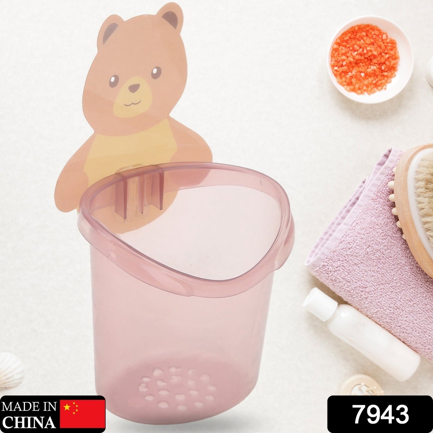 Kids toothbrush holder with teddy bear