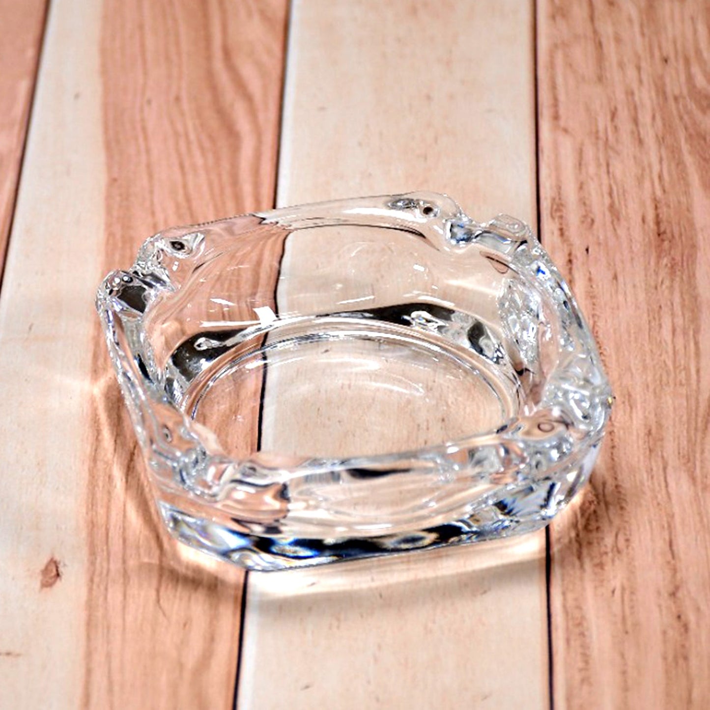 Glass ashtray for indoor and outdoor