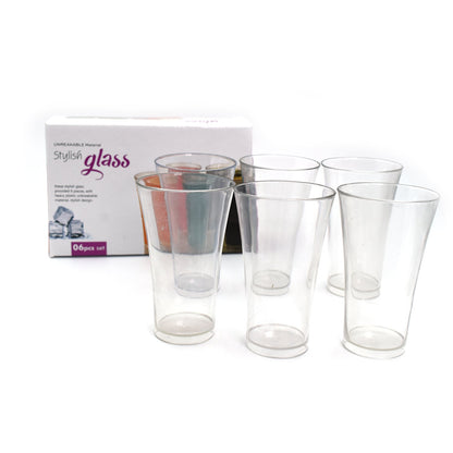 Clear drinking glasses set