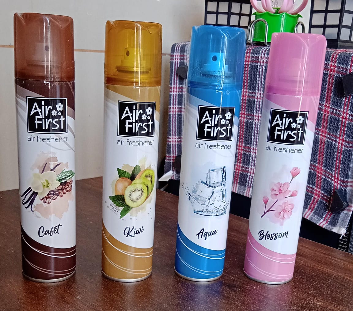 Air Freshener  | Used In Office, Home, Hotels, Banquets, Carpet Etc, Room Spray Air Freshener, Mix Fragrance Lemon, Kiwi, Blossom, Aqua, Cafet (300 Ml Approx / 1 Pc)